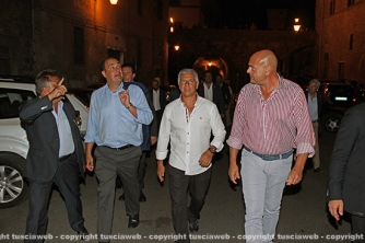 Santa Rosa - Zingaretti a cena con i facchini
