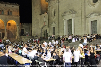 Santa Rosa - Zingaretti a cena con i facchini