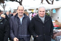 Zingaretti al mercato e a Belcolle
