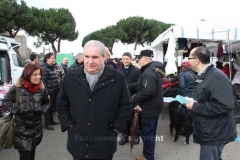 Zingaretti al mercato e a Belcolle