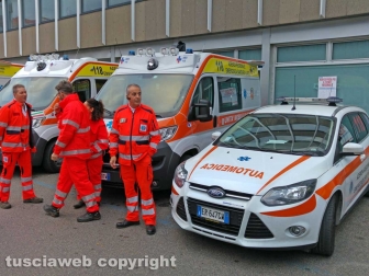 Zingaretti consegna 5 ambulanze e inaugura l'ambufest