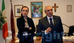 Il vicequestore aggiunto Tiziana Cencioni con il questore Gianfranco Urti