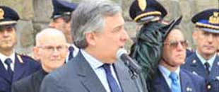 piazza_unità_ita_tajani