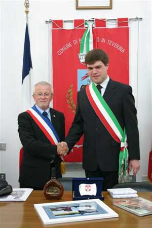 L'incontro fra i due sindaci