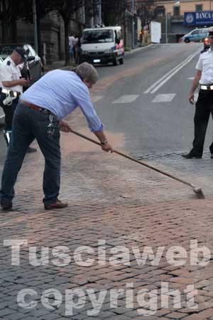 La chiazza d'olio a piazza del Teatro