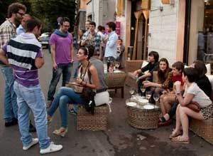 L'aperitivo di Medioera al bar Le Iene
