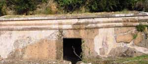 La tomba etrusca del Dado a Tuscania