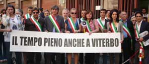 Luisa Ciambella e gli amministratori all'Ufficio scolastico regionale