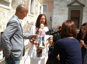 Le riprese della tv giapponese a Calcata