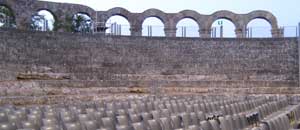 L'interno del teatro di Ferento