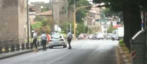 Bomba in viale Raniero Capocci