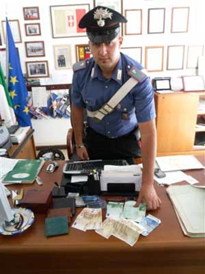 I soldi rubati e restituiti