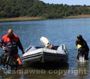 I carabinieri al lago di Mezzano