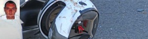 Siarhei e il casco della sua moto