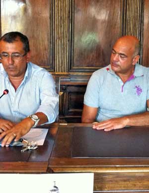 L'assessore Contardo e il capo facchino Rossi