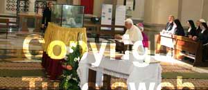 La visita del papa del 2009 nella basilica di Santa Rosa