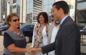Fraticelli stringe la mano a Maria Falcone
