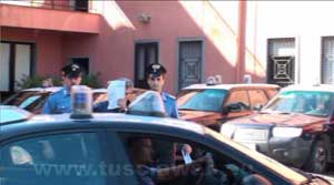 Il blitz dei carabinieri