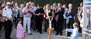 Parroncini all'inaugurazione della scuola a Oriolo Romano