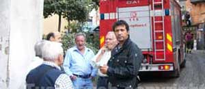Il sindaco Palozzi tra cittadini