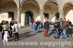 Il sit-in in piazza del Comune