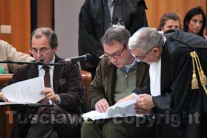 Potenza e Vespi consultano i documenti con il pm Renzo Petroselli