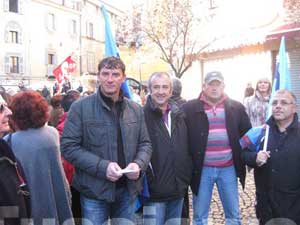 Il sit-in di fronte all'Inps