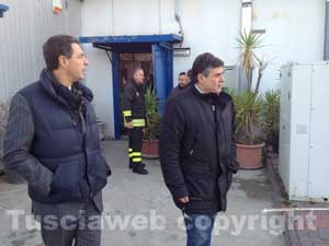 Incendio al capannone di Mondo Convenienza