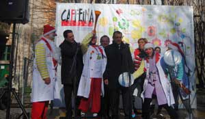 Lo spettacolo di riapertura del cortile di via San Pietro