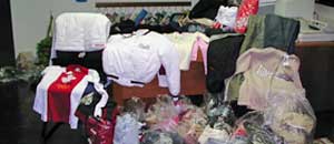Il materiale sequestrato dai carabinieri di Orte
