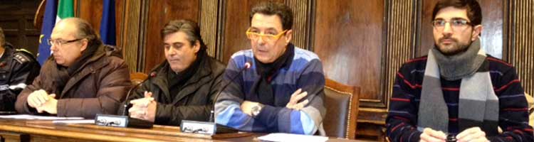 Marini & c. durante la conferenza sull'emergenza neve