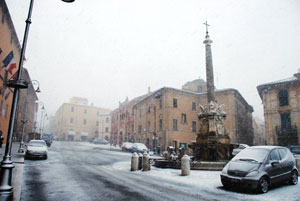 Piazza Matteotti innevata