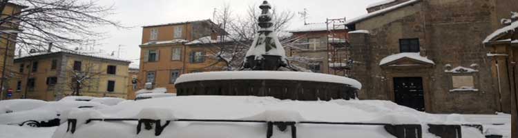 La fontana di San Faustino sotto la neve