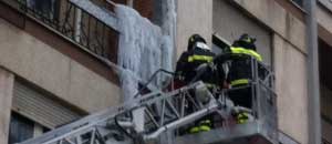 I vigili del fuoco intervenuti a via Genova