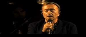 Lucio Dalla canta Caruso