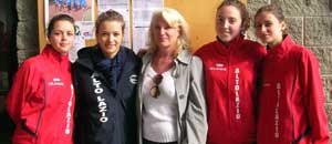 Le atlete alla marcia di Firenze