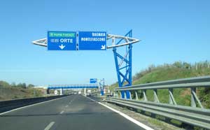 I cartelli sulla superstrada