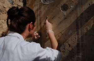 Lavori di restauro alla Domus delle Pitture di Bolsena