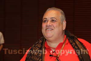 Il baritono Bruno Praticò
