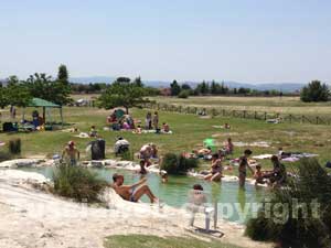 La festa alle piscine Carletti