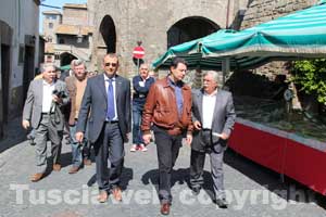 Il sindaco a passeggio per San Pellegrino con l'assessore Contardo e il presidente dell'ente autonomo Armando Malè