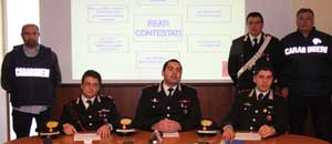 I carabinieri illustrano i dettagli dell'operazione Drago