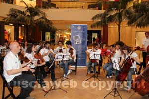 Il flash mob al South Coast Plaza