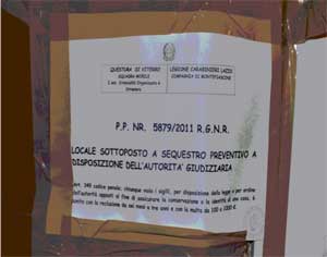 Uno degli appartamenti sequestrati