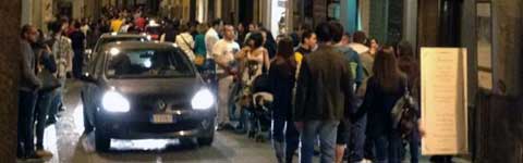 Le auto in centro a Viterbo