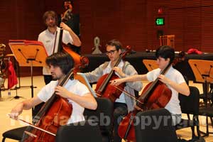 Le prove al Soka performing arts center