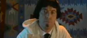 Corrado Guzzanti nei panni di Quelo