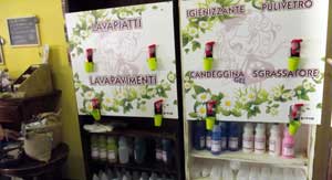 Il negozio "Riuso e sfuso" di Fabrica di Roma