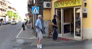 Il negozio "Riuso e sfuso" di Fabrica di Roma