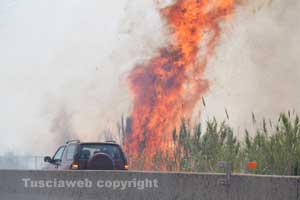 Le fiamme sulla Superstrada